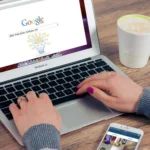 Google umieszcza reklamy AI Overviews powyżej wyników organicznych